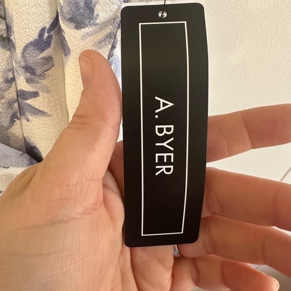 NWT A. Byer Hi Lo Off Shoulder Blue and White Floral Women’s Dress Size Large - Picture 15 of 16